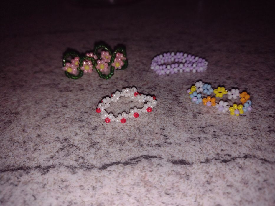 Прикраси з бісеру