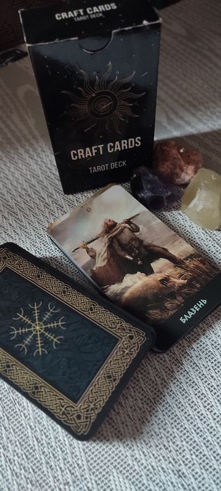 НОВА!!!Колода Рунічне Таро(українською мовою)