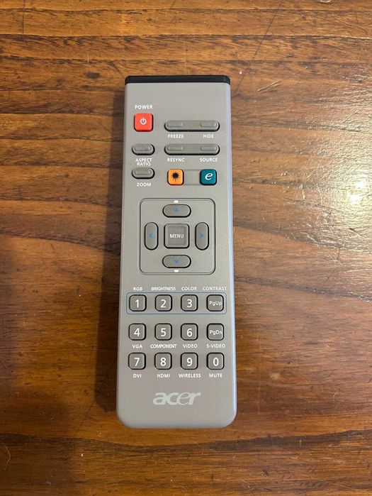Projetor Acer novo em caixa