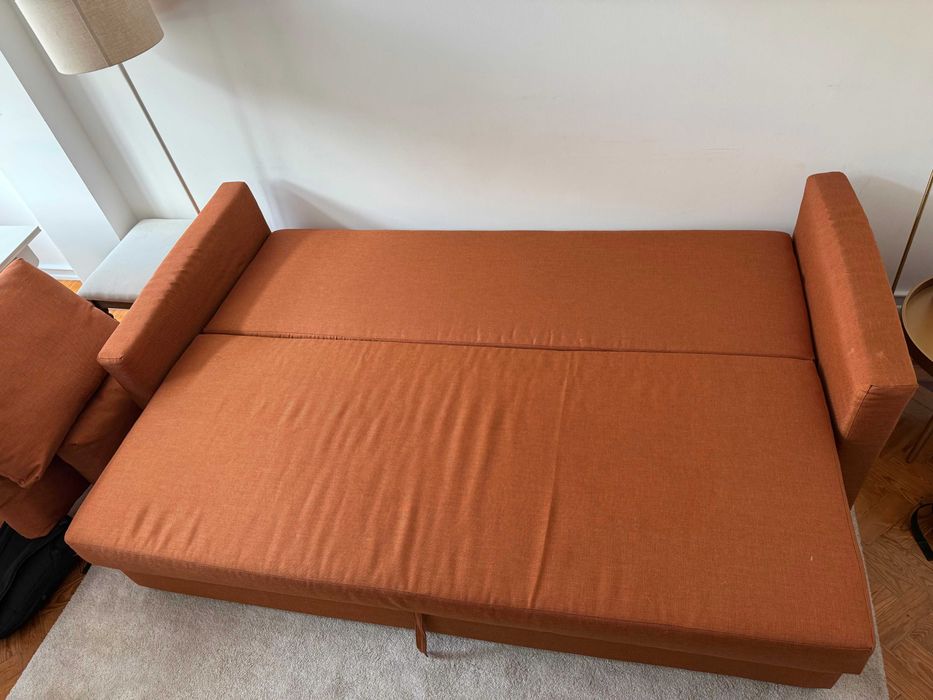 Sofá-cama 3 lugares FRIHETEN Faringe laranja acastanhado