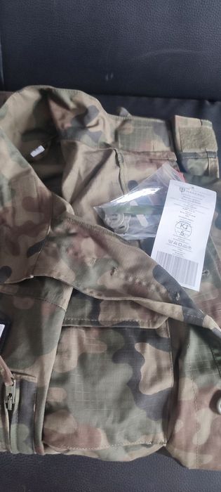 Sprzedam mundur polowy wzór 124p