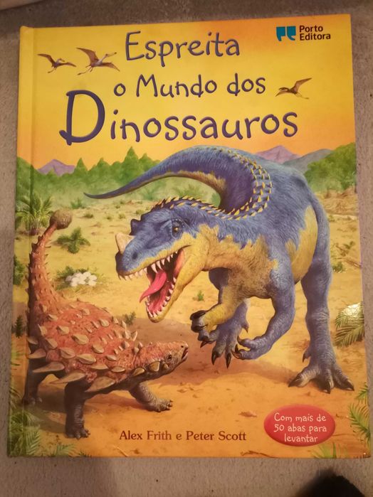 Espreita o Mundo dos Dinossauros