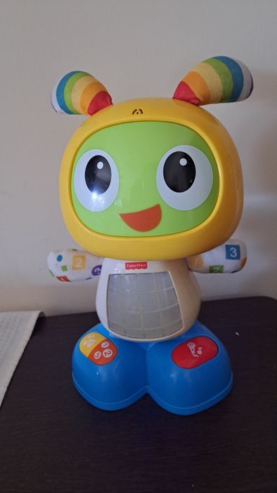 Beatbot Dançarino/ roubot canta e dança