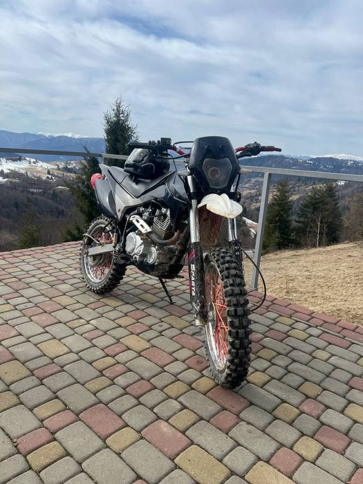 Спарта кросс 200 в хорошому стані