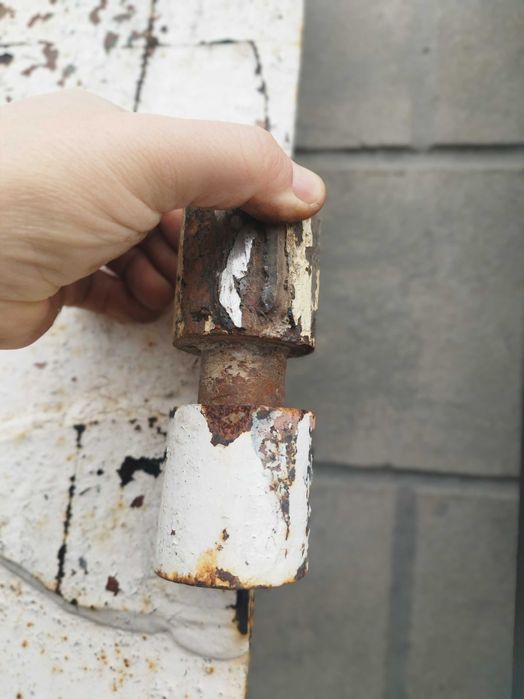 Металеві б/у гаражні ворота без рами ширина 240 мм. висота 183 мм