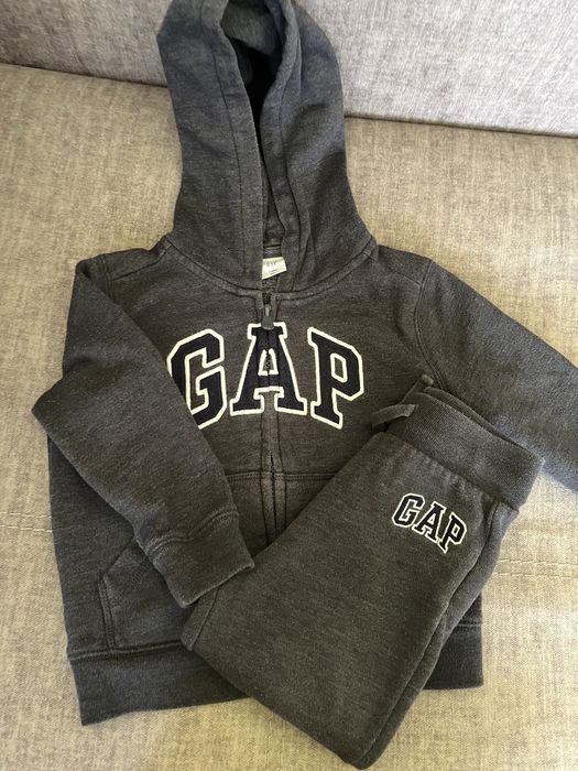 Костюм для хлопчика Gap 2T
