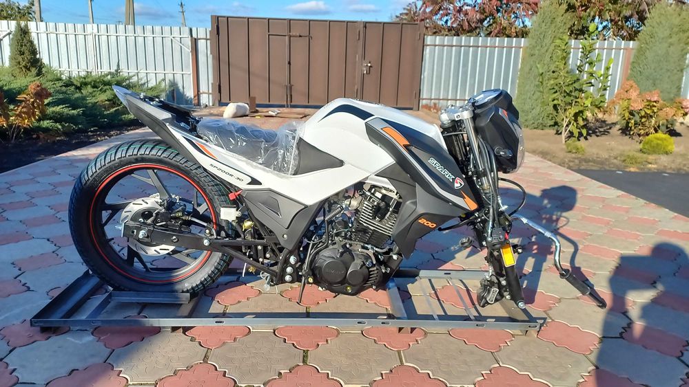 Продам новий мотоцикл SPARK SP200R-30,м.Синельникове,м-н МОТО-РАЙ.