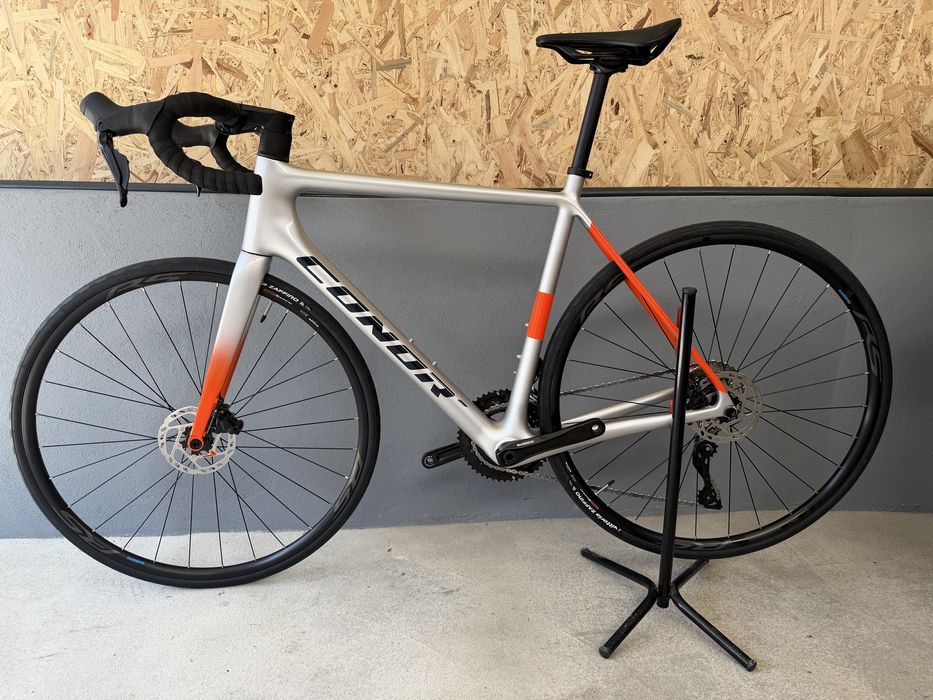 Bicicleta conor 105 di2 NOVA promocao