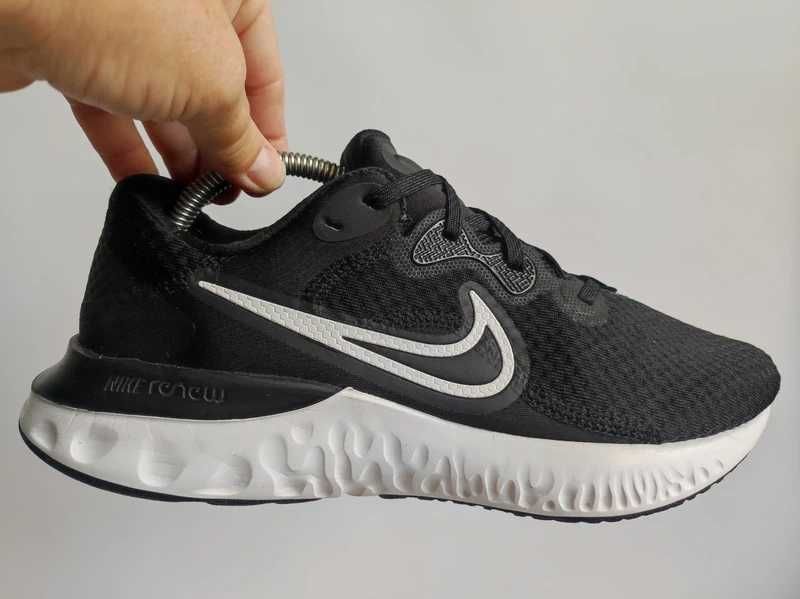 - Nike Renew Run 2 - Buty do biegania R. 42/43