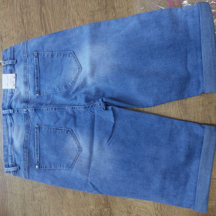 Nowe spodenki jeansowe