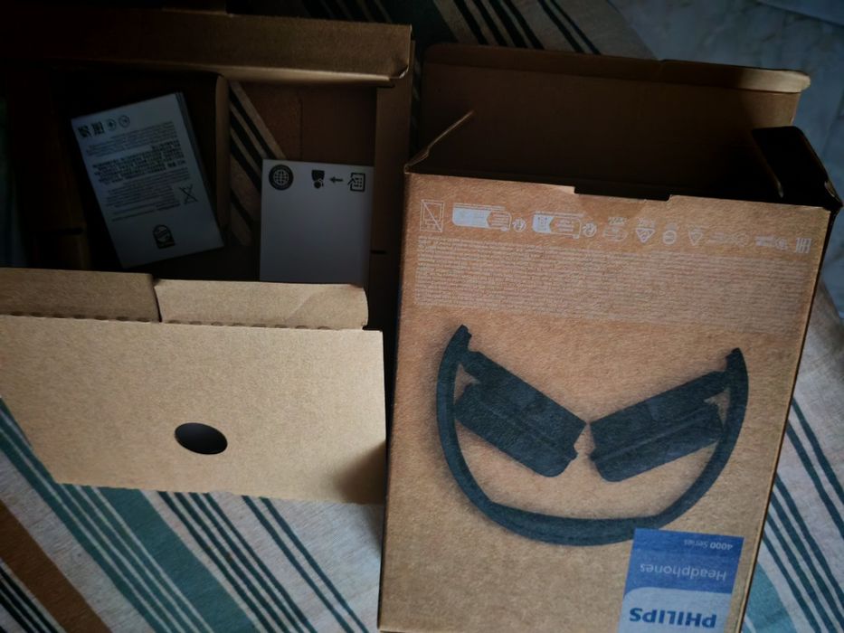 Vendo fones usado um pouco mais de uso e uso de acessórios de origem e