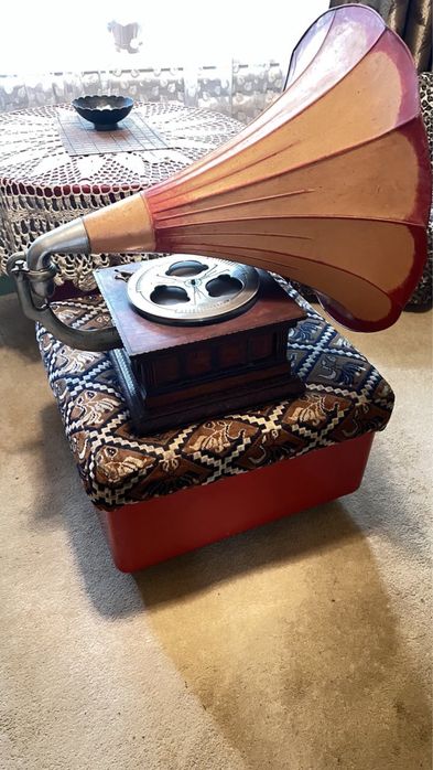 Грамофон Gramophone & Typewriter Ltd. (G&T)