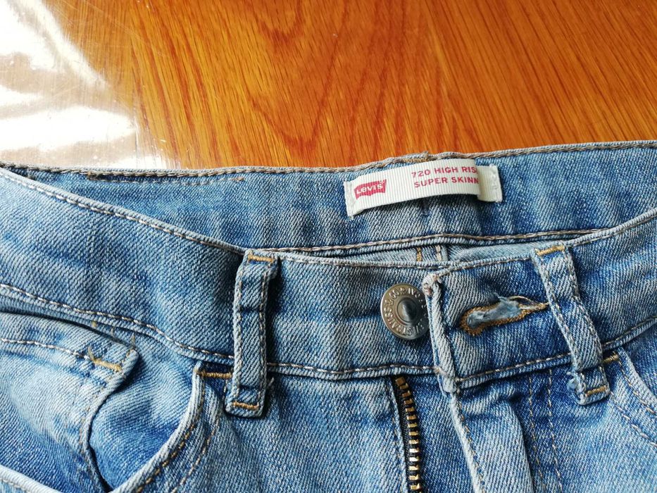 Calças de ganga Levis menina 10 anos