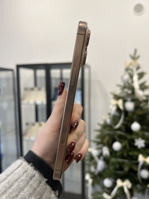 Telefon iPhone 16 PRO MAX 256GB Złoty Apple Gwarancja iTrade