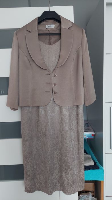 Sukienka z marynarką koronką 46