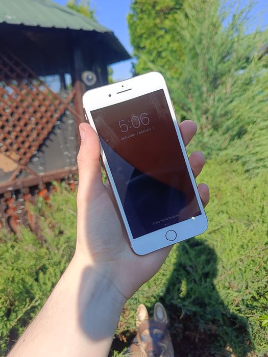 Apple iPhone 8 plus 64gb neverlook