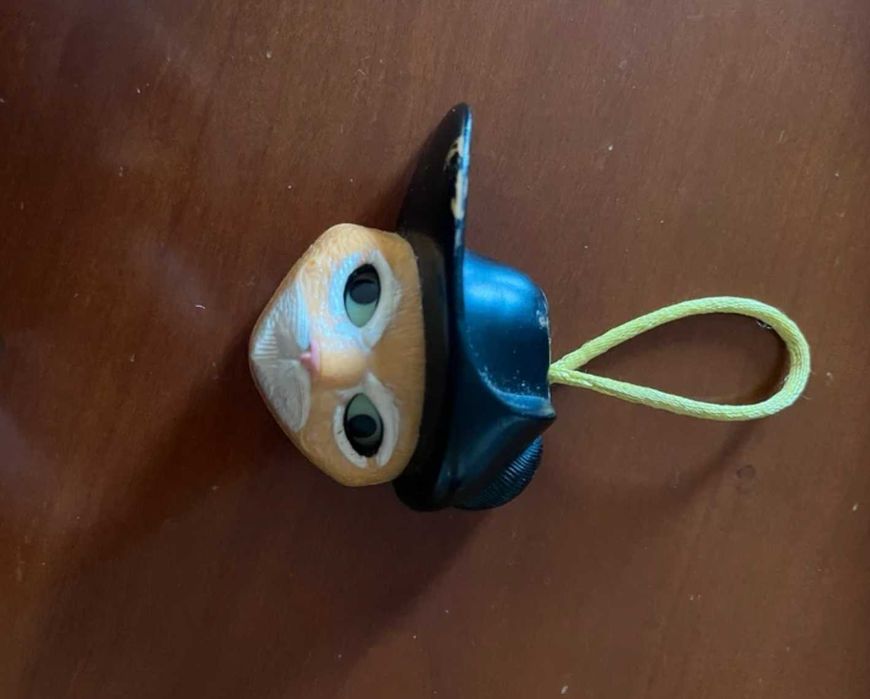 Nestlé Shrek 2 Puss in Boots Toy