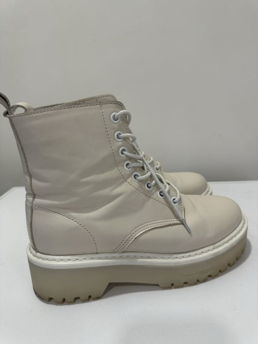 Бежеві ботинки на байці осінь/весна