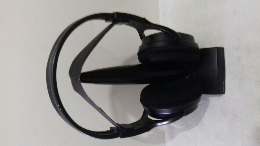 Auscultadores FM TRANSMITTER SBC HC712