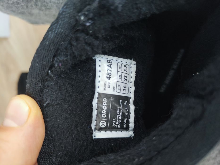 4 pary damskich butów, rozmiar 36, mix stylów