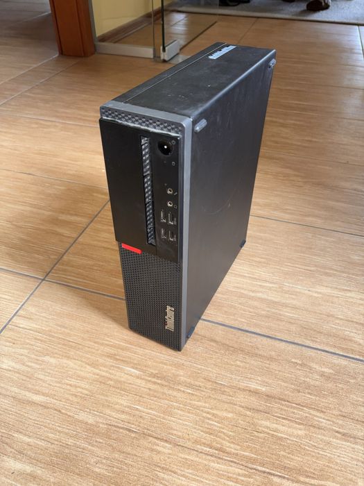 Komputer stacjonarny Lenovo