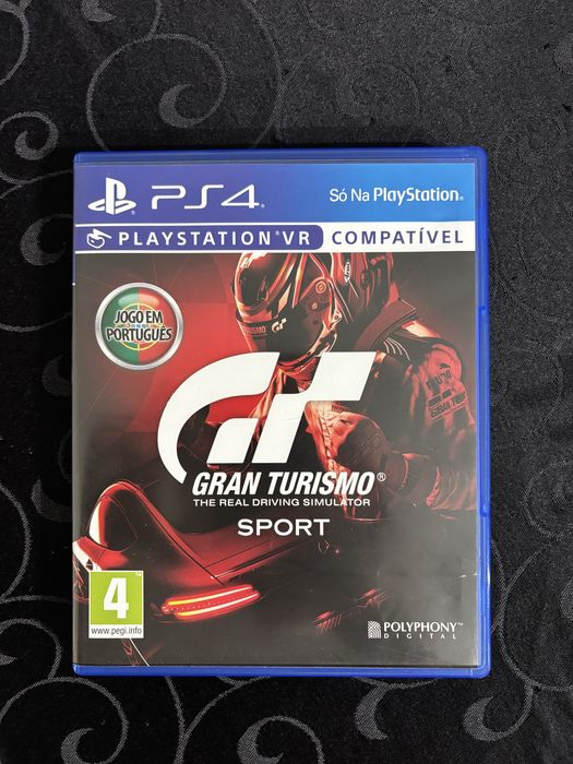 Ps4 PRO 1T, 2 comandos, 5 jogos