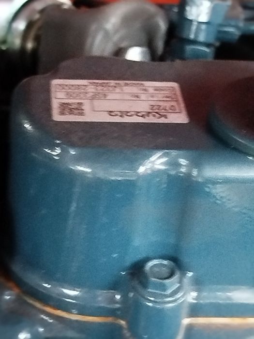 Vendo mini giratória nova