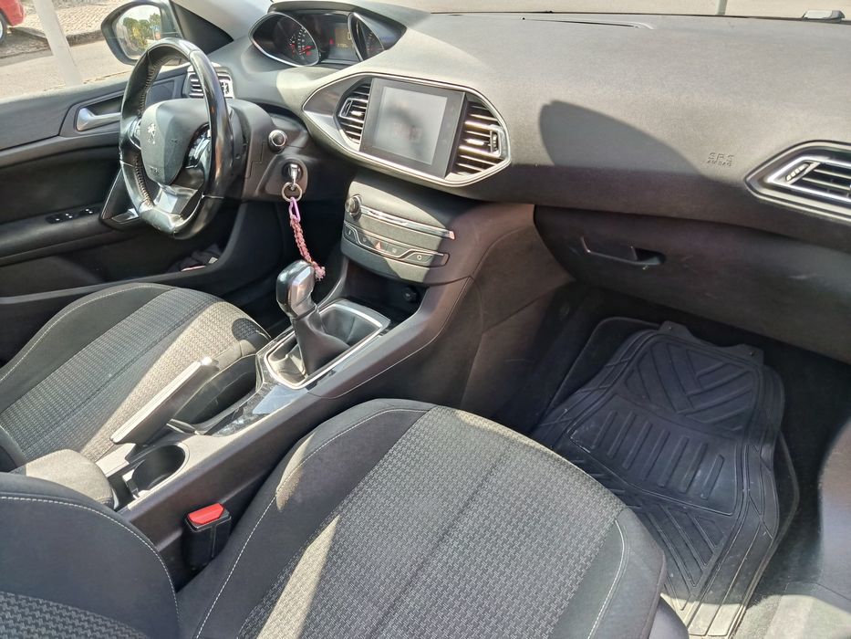 Peugeot 308, Bom Estado, Boa oportunidade — photo 2