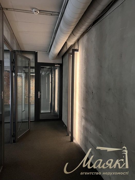 Оренда фасадного приміщення 340м2 в ЖК Французький квартал, Печерськ
