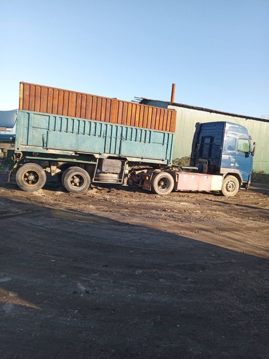 продаю тягач с прицепом VOLVO FH12