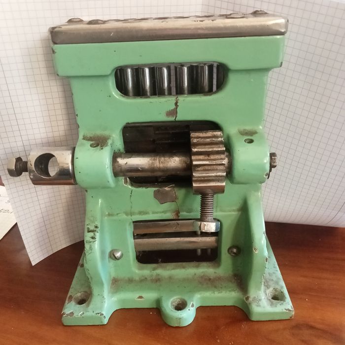 Stary przyrząd zabytek techniki Industrialny Oryginał ANTYK