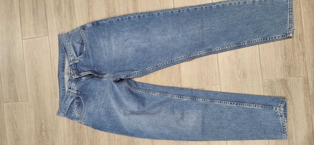 Жіночі джинси нові