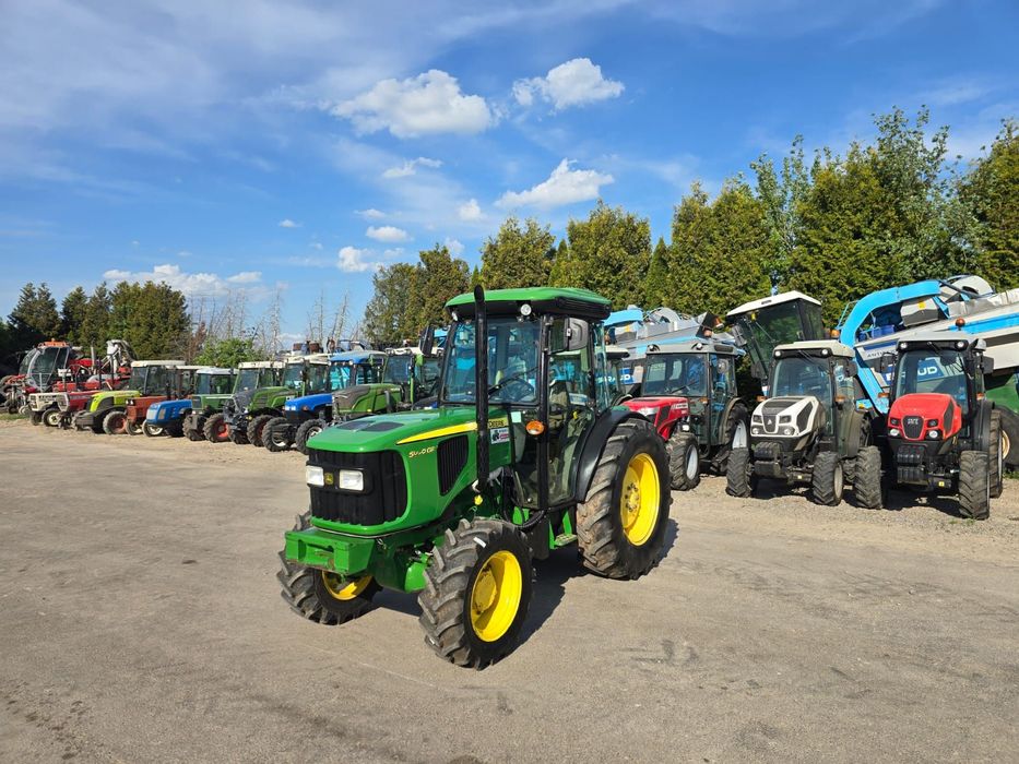 John Deere 5090 GF  Ciągnik sadowniczy