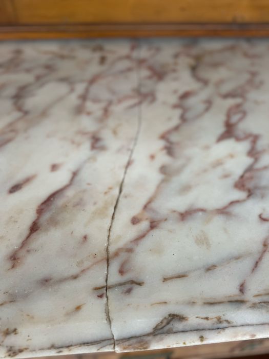 Louceiro antigo para restauro