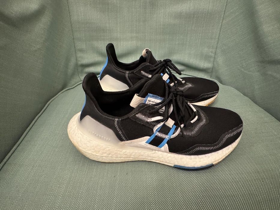 Tênis Adidas Ultra Boost 22 Parley Core Black