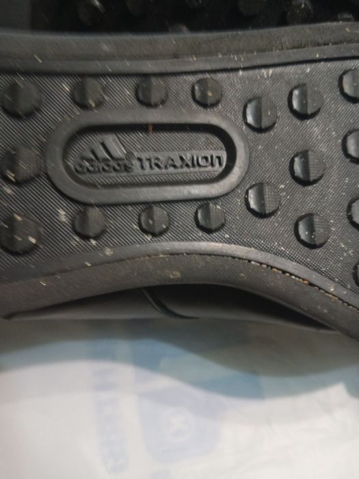 Сапоги женские Adidas Traxion 41 р .
