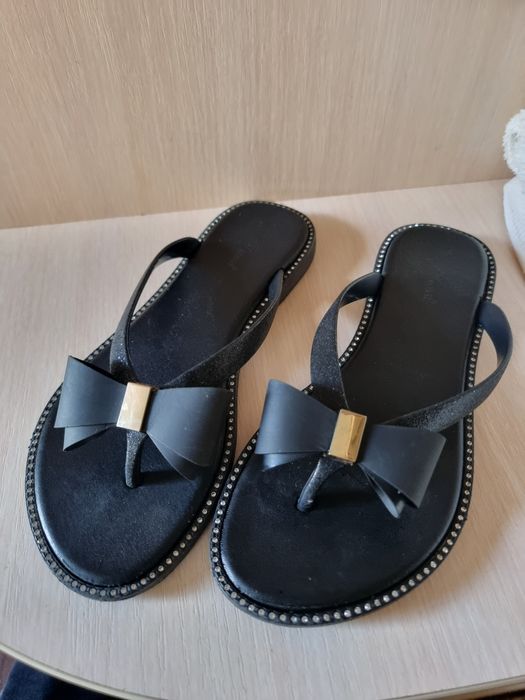 Продам вєтнамки Vito Rossi