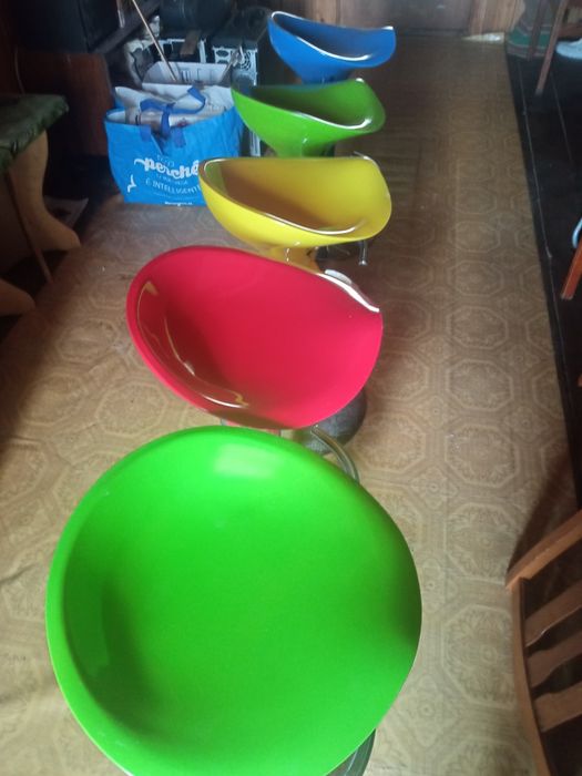 Продам барні стільці