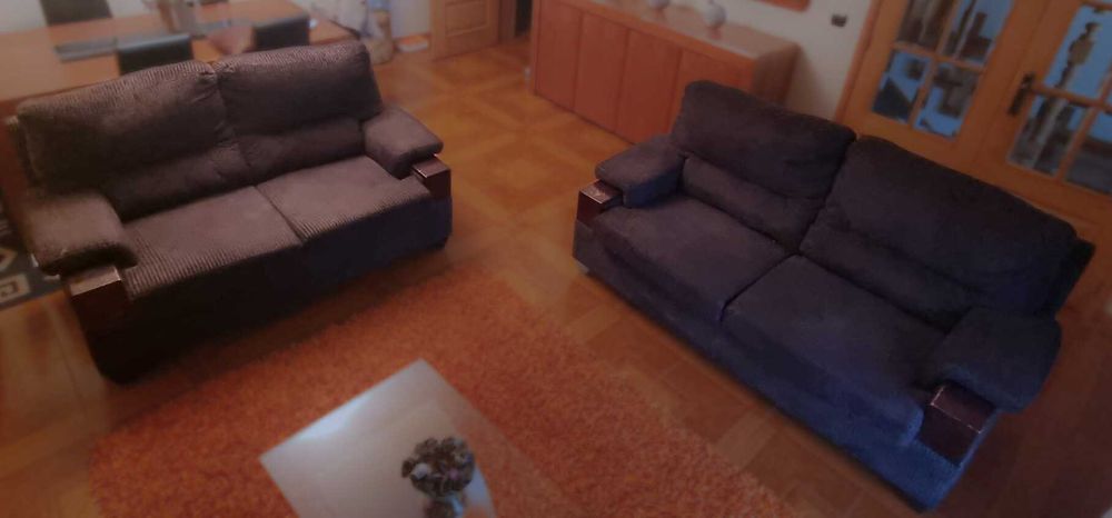 Conjunto 2 sofás