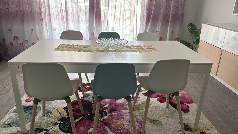 Mesa de jantar + 6 cadeiras Ikea