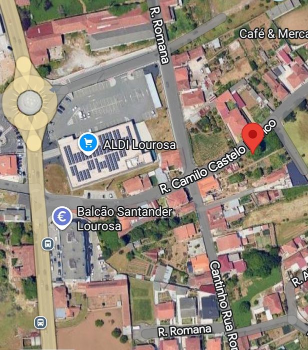 Terreno com projeto para 5 moradias em banda