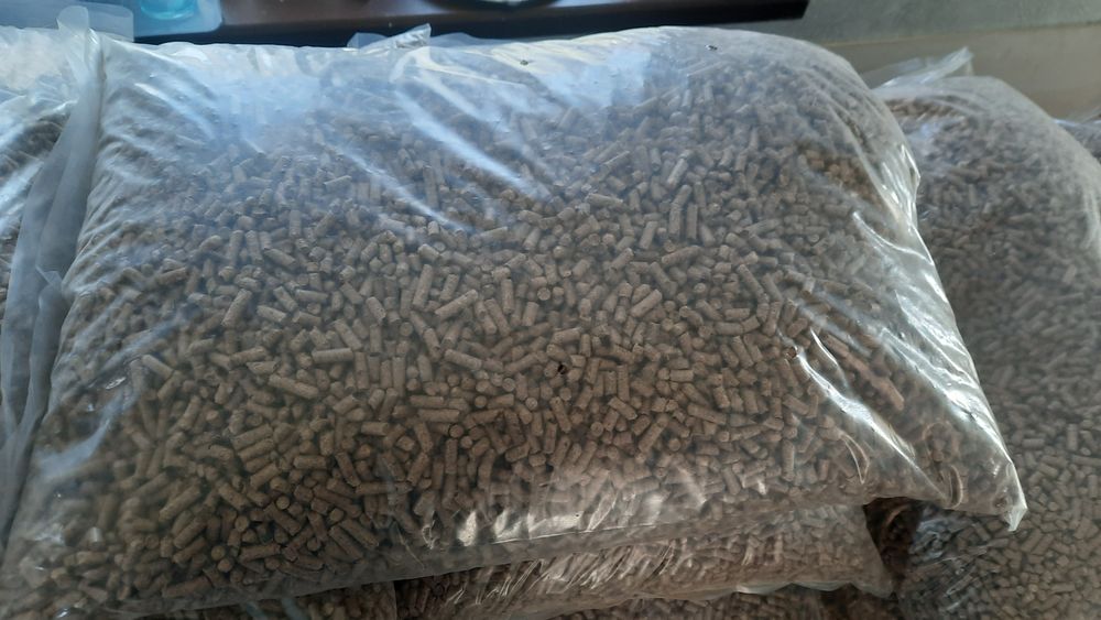 Witam posiadam pellet na sprzedasz dobrej jakosci