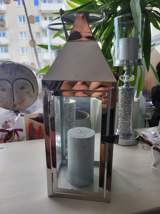 Dekoracyjna Latarnia Lampion na świece. Metalowa srebrna