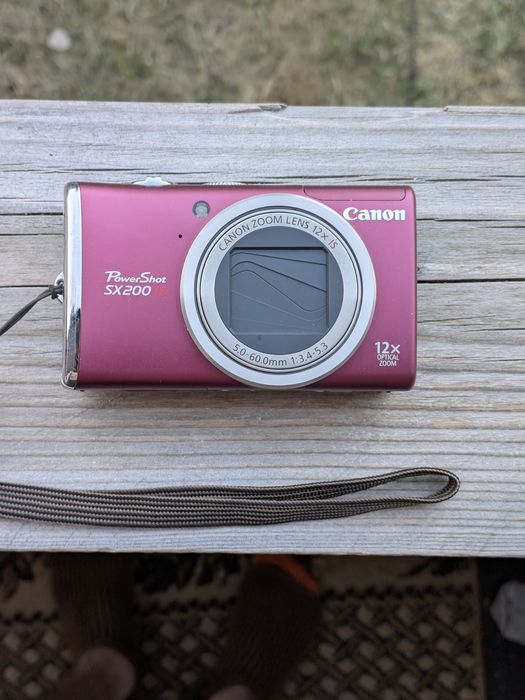 Фотоапарат Canon PowerShot SX200 IS