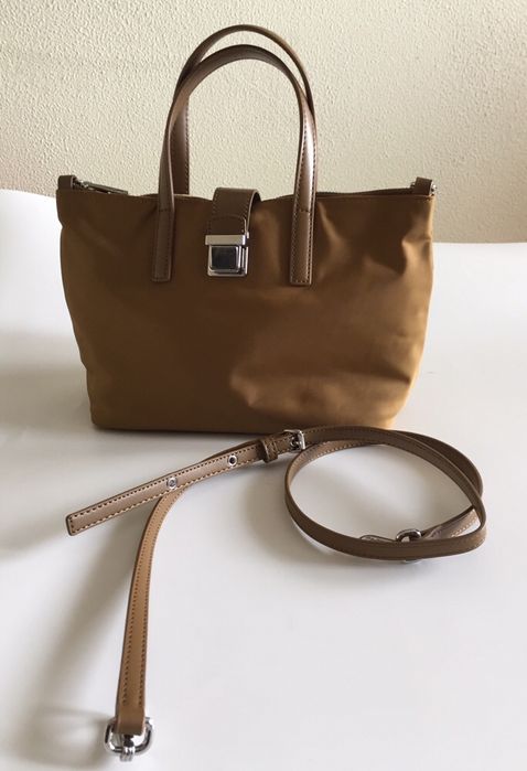 Mala em tecido impermeável bimba e lola