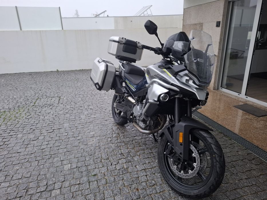 Cf moto 800 mt sport