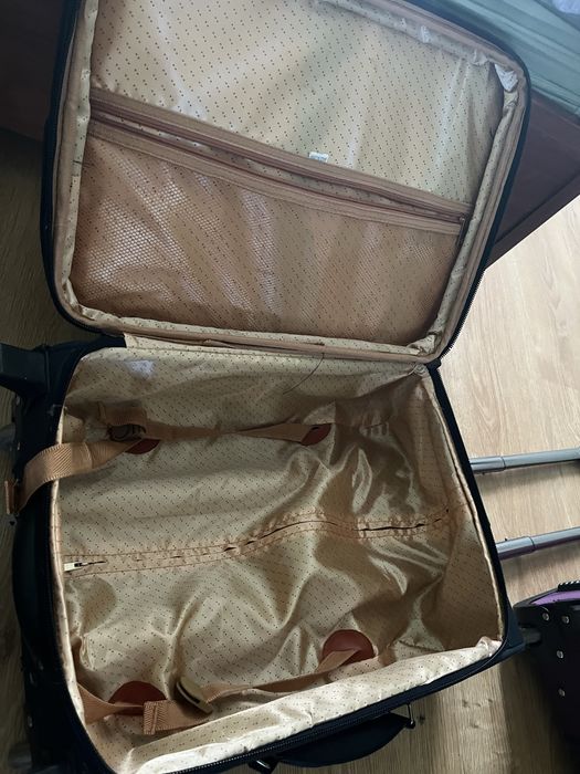 Продам валізи Traveleze (є два кольори на вибір)