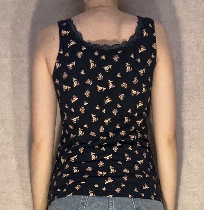 Майка з квітковим принтом