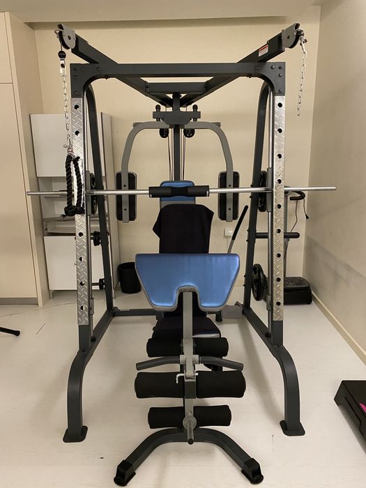 Smith Machine – Estrutura Profissional – Excelente Estado