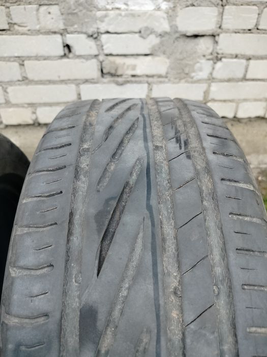 Opony letnie Uniroyal 215/50/17 cena za parę.